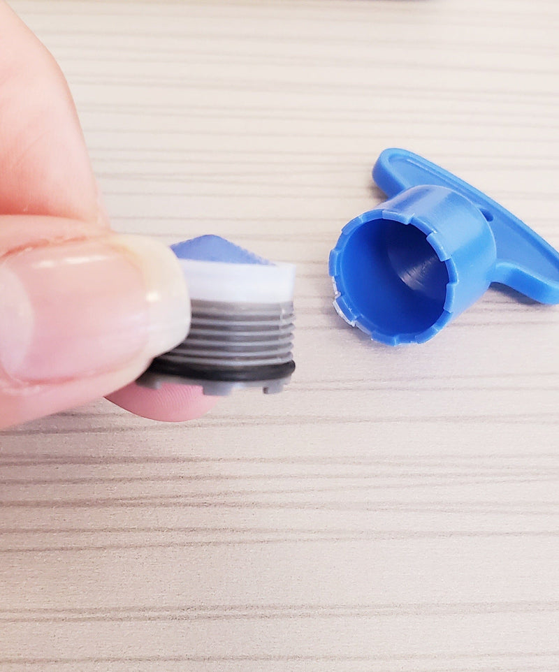 XP-13160 - Aerator with Removal Key - XP-13160 image 1